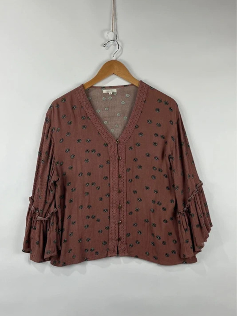 Maurices Floral Lace Trim Button Front Bell Sleeve Blouse M